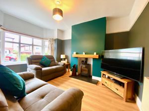 Lounge- click for photo gallery